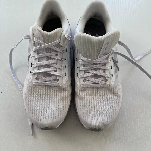 White and Gray Women’s Nike Air Zoom Pegasus Sneakers - Picture 5 of 12